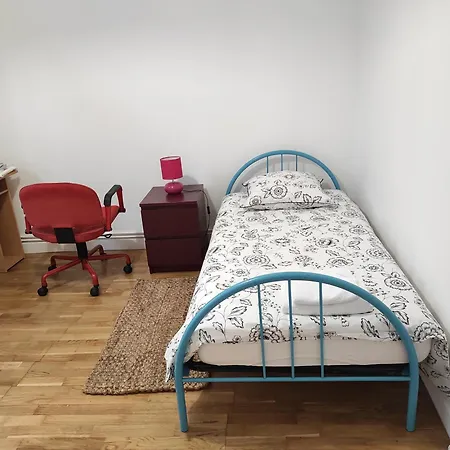 Beau F3 Proche Hopital Central, Thermal * Nancy