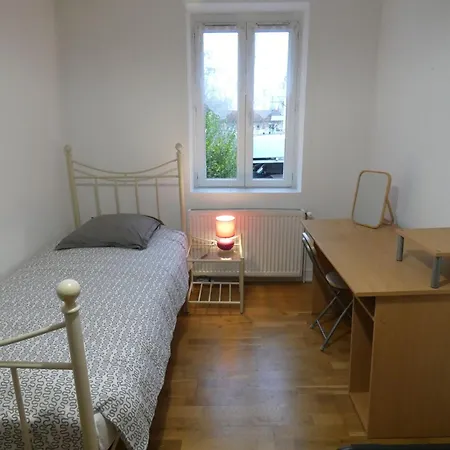 Apartment Beau F3 Proche Hopital Central, Thermal Nancy