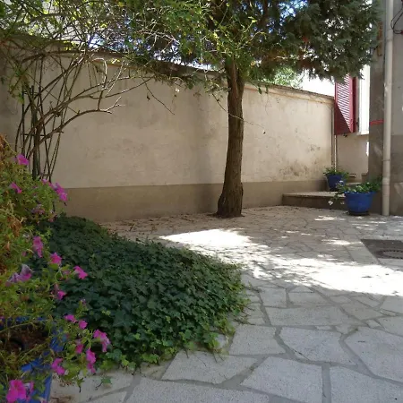 Beau F3 Proche Hopital Central, Thermal Apartment Nancy