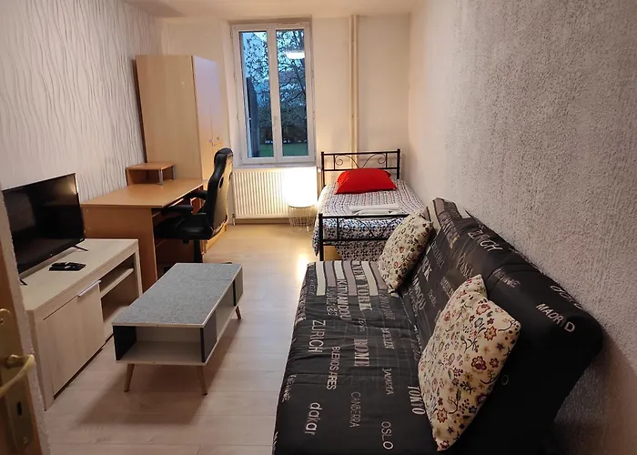 Апартаменты Beau F3 Proche Hopital Central, Thermal