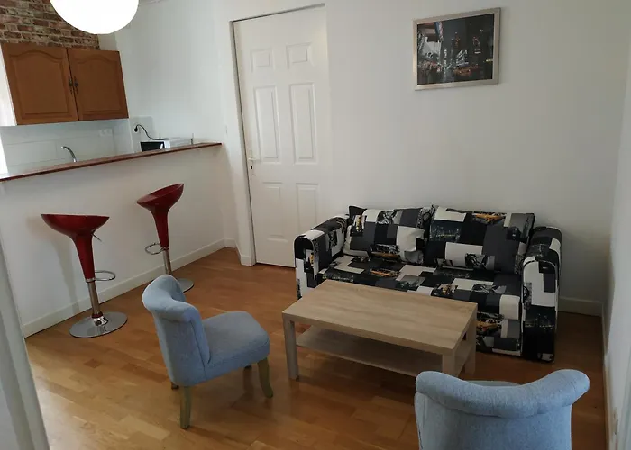 Апартаменты Beau F3 Proche Hopital Central, Thermal